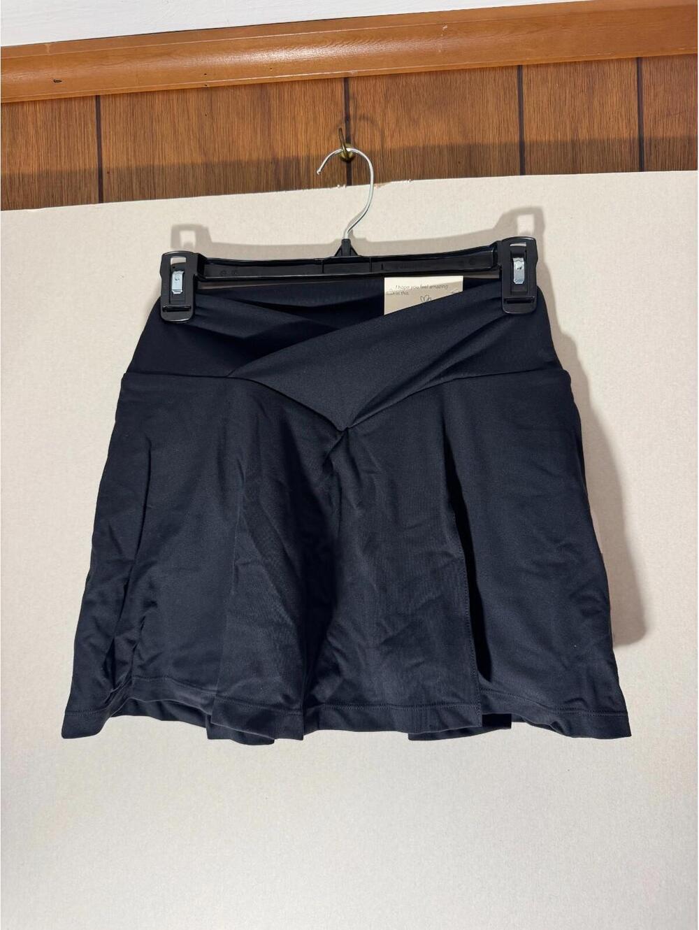 Blogilates Women's Crisscoss Slit Skort, Black, Small - Picture 4 of 4